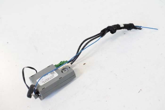 Amplificator de antena LAND ROVER RANGE ROVER SPORT L320 2010 OEM: AH32-18C847-AA | 4124426