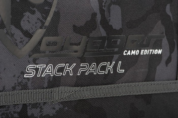 GEANTA SPINNING FOX RAGE CAMO STACK PACK LARGE+ 4 CUTII NALUCI