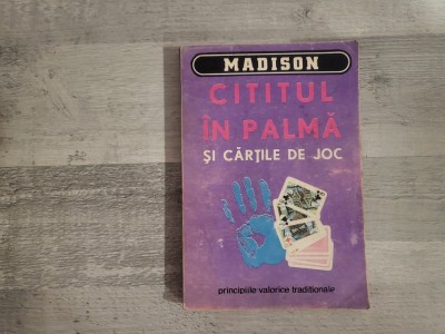 Cititul in palma si cartile de joc de Myriam Mafalda foto