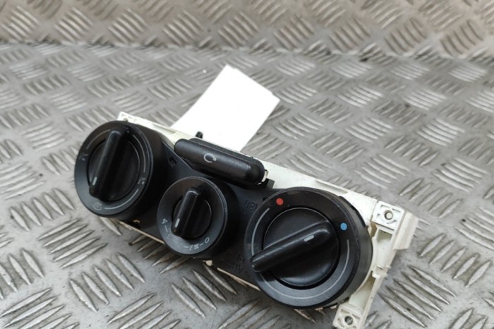 Modul de climatizare VW BEETLE Cabrio 1Y7 2004 OEM: 1C0819045D 28959940