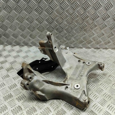 Suport punte dreapta AUDI Q5 FY 2024 OEM: 80A399296R 31847856 foto