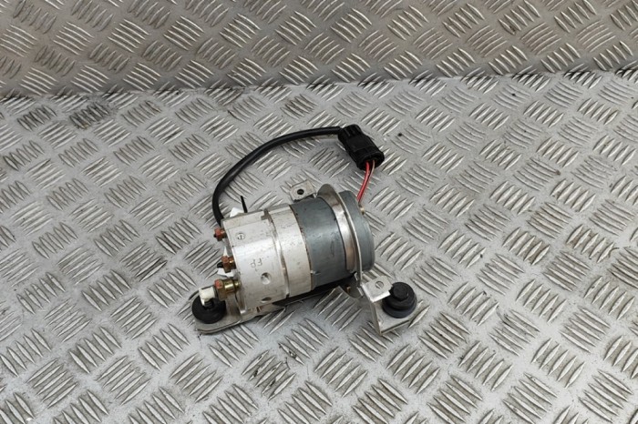 Pompa de vacuum PORSCHE 911 996 2002 OEM: 99635577541 31423342