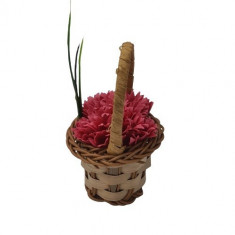 Cosulet, aranjament floral trandafiri "Cosulet cu flori", flori de sapun, model garoafa, m2, 30x17x15 cm