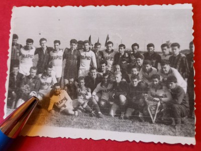 Foto (veche 1954)-Meciul de RUGBY- LOKOMOTIVE Leipzig - RAPID BUCURESTI foto