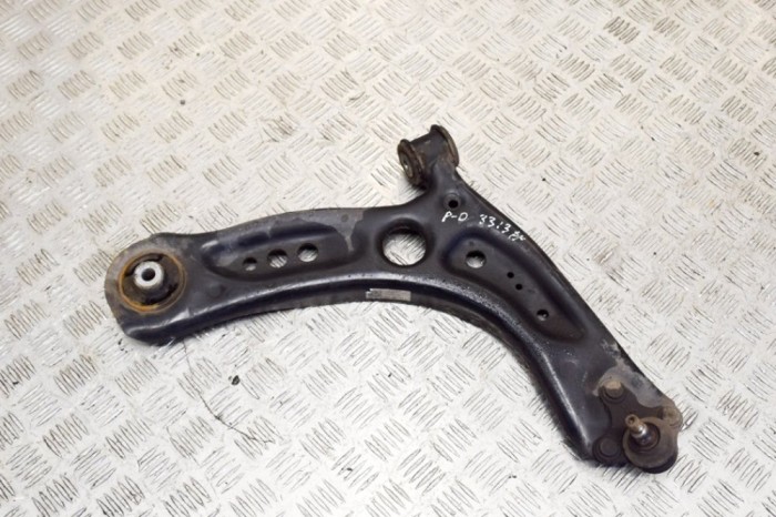 Braț inferior dreapta față AUDI A3 Limousine 8VS, 8VM 2016 OEM: 5Q0407152J 13885011