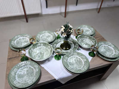 Set superb porțelan englezesc Royal Tudor Ware foto