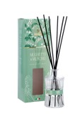 Cumpara ieftin Parfum camera difuzor cu betisoare aroma flori lacramioare, mosc 700 ml