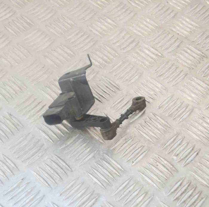 Senzor de nivel &icirc;nălțime dreapta față JAGUAR F-PACE X761 2017 OEM: GX73-3C279-AA 3265895