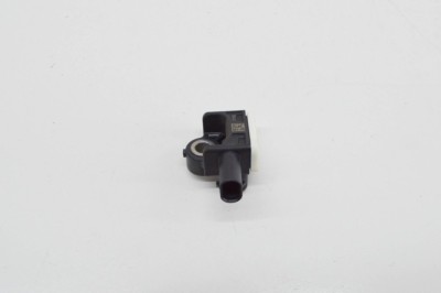 Senzor de impact st&amp;acirc;nga față TESLA MODEL X 2020 OEM: 1060058-00-A | 21158718 foto