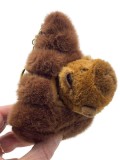 Breloc Capibara de Plus cu mosor care iese din Poop