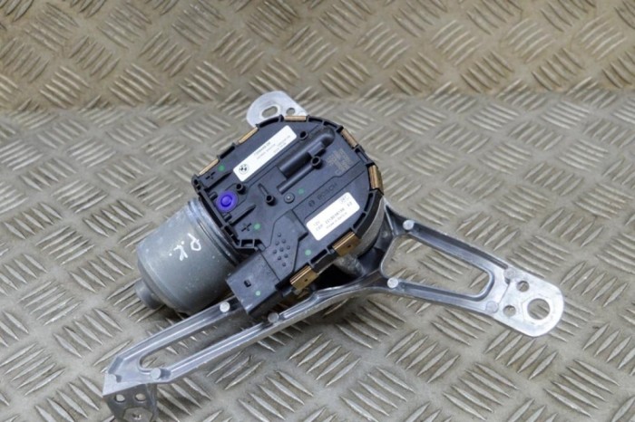 Motor mecanism ștergător de parbriz față BMW i3 I01 2021 OEM: 1137328867,7359449,2213086186,0390248129 18057310