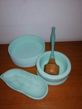 Set bol platou bucatarie lemn verde mojar cu pistil plante aromatice condimente