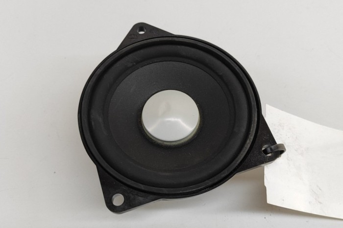 Difuzor ușă dreapta spate BMW 4 Coupe F32, F82 2014 OEM: 9169690 29483292