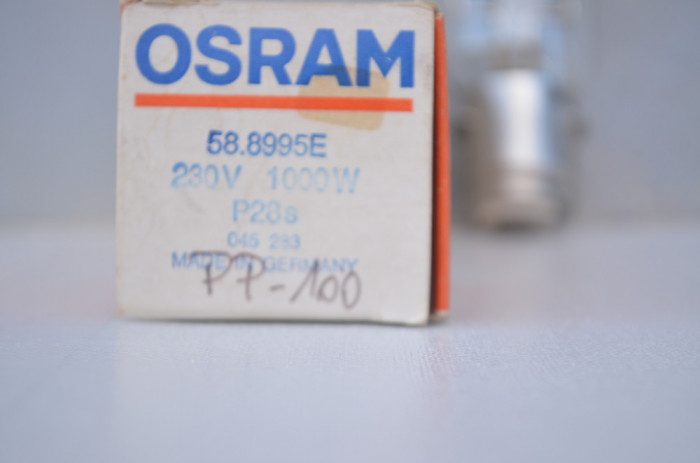 Lampa pntru proiector filme / diapozitive Osram 230V 1000W P28s