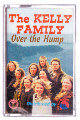 AMS# - CASETA AUDIO THE KELLY FAMILY - OVER THE HUMP foto