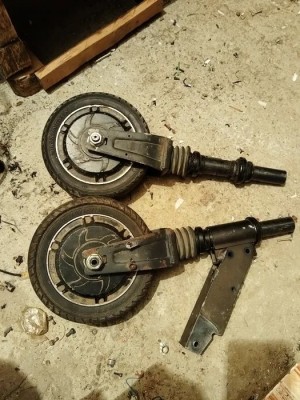 Roti si cauciucuri trotinetă electrică foto