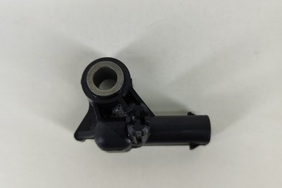 Senzor de impact dreapta spate TESLA MODEL 3 2019 OEM: 1036761-00-A 21629685 foto