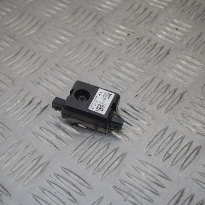 Amplificator de antena BMW 2 Coupe F22, F87 2016 OEM: 9231466 2771699