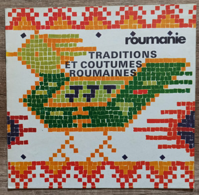 Traditions et coutumes roumaines// brosura perioada comunista foto