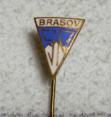 Insigna fotbal - &amp;quot;STEAGUL ROSU&amp;quot; BRASOV foto