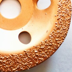 Disc placat cu carburi metalice -&Oslash; 115 mm garnulatia Fina