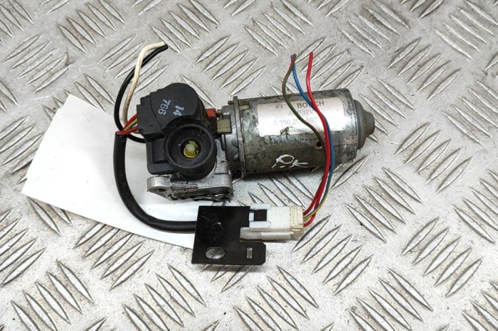 Motor de control scaun st&acirc;nga față LAND ROVER RANGE ROVER II P38A 1999 OEM: STC3000,0390206693 29488856