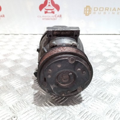 Compresor clima Nissan Renault 2.2 DCI foto