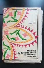 Modele de fețe de masă și milieuri brodate - Ioana C&icirc;za (set complet de planșe)
