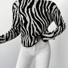 Bluza pe gat cu imprimeu zebra, negru, dama