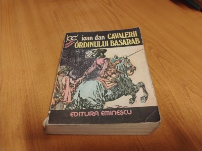 Cavalerii ordinului Basarab foto