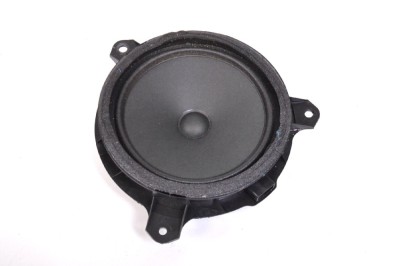 Difuzor ușă dreapta față TOYOTA HILUX VIII Flatbed _N1_ 2017 OEM: 86160-0K430 11712849 foto