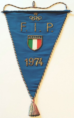 Fanion brodat (vechi)-Comitetul Olimpic 1974 - Federatia de Baschet din ITALIA foto