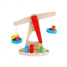 Balanta din lemn, joc educativ pentru copii