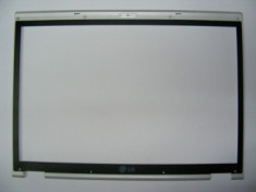 35.Rama capac display laptop LG E500 307-631B411-H74 foto