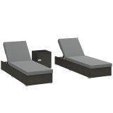 Outsunny Set 2 Șezlonguri de Grădină din Ratan cu Măsuță Laterală și Spătar Reglabil, 184x60x22 cm, Gri &Icirc;nchis | Aosom Romania