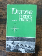 Carte pentru tineretul iubitor de drumetie, camping, cercetasi / R5P1S