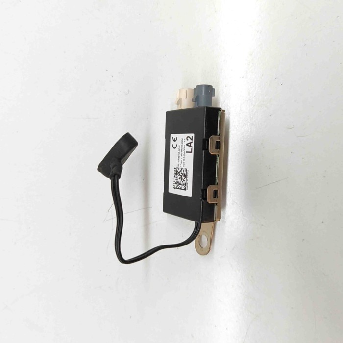 Amplificator de antena TESLA MODEL X 2020 OEM: 1448946-00-C