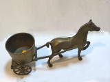 Ansamblu căruță cu cal din bronz