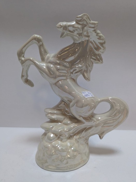 Bibelou portelan - Cal alb