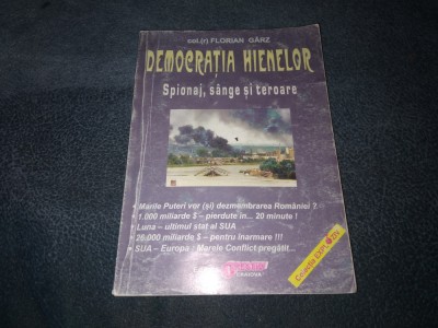 FLORIAN GARZ - DEMOCRATIA HIENELOR foto
