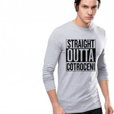 Bluza barbati gri cu text negru - Straight Outta Cotroceni - S