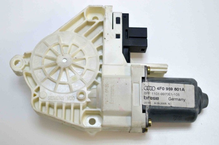 Motor macara geam ușă st&acirc;nga spate AUDI A6 Avant 4F5, C6 2005 OEM: 4F0959801A 1795372