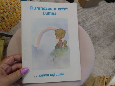 Dumnezeu a creat Lumea... Pentru toți copiii. Genovieva Sfatcu Beattie foto