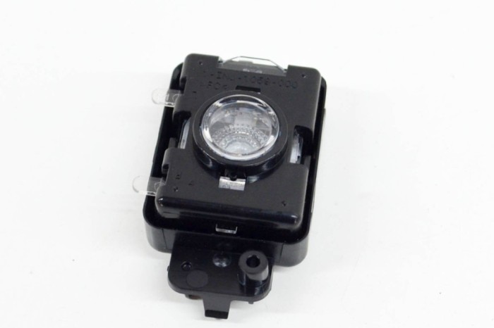 Iluminare interioară TESLA MODEL S 2017 OEM: 1-INJ-1059-000,4294-003 14336835