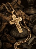 Lanț cu Cruce Bărbați Auriu &ndash; Design Masiv, Stil Puternic și Elegant Cod LC32E