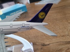 Macheta metalica de avion Lufthansa | Decoratie din Germania| Perfect pt cadou
