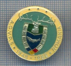 AX 173 INSIGNA VANATOARE SI PESCUIT SPORTIV PERIOADA RSR -A.G.V.P.S -1948-1988