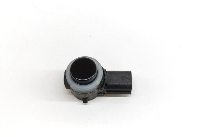 Senzor de parcare față FORD PUMA J2K, CF7 2022 OEM: HU5T-15K859-AAW 29947431
