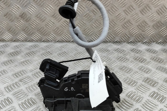 &Icirc;ncuietoare ușă dreapta spate SEAT ATECA KH7 2019 OEM: 5TA839016D 23667436