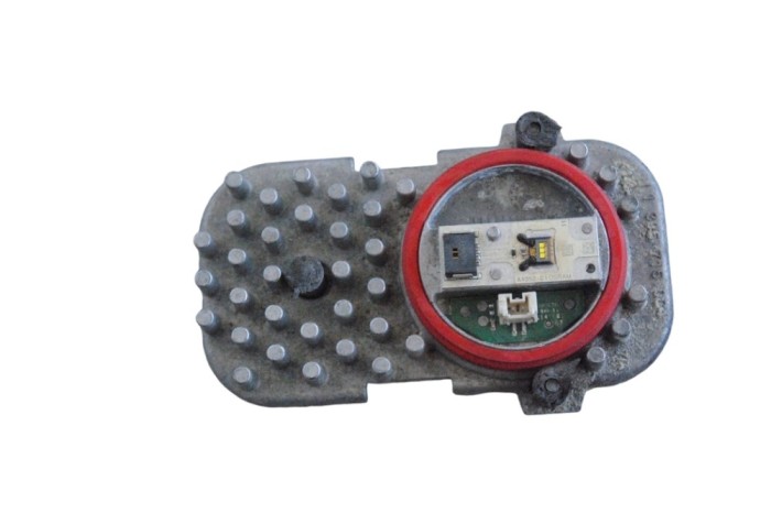 Unitate de control lumini xenon BMW 4 Coupe F32, F82 2015 OEM: 1305715084 26265654